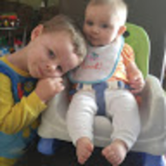 Meet your Posher, Holly - Picture 1 of 1